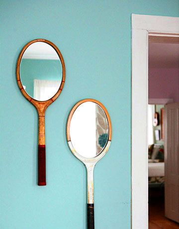 ESPEJOS RAQUETAS Mirrors Diy, Vintage Tennis, Deco Originale, Repurposed Items, Diy Mirror, Cool Ideas, Diy Vintage, A Mirror, Tennis Racket