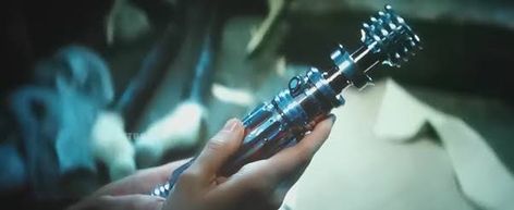 Leia Organa Lightsaber, Leia's Lightsaber, Rey Rise Of Skywalker, Rise Of Skywalker, Leia Organa, Star Wars Fandom, Princess Leia, Lightsaber, Star Wars