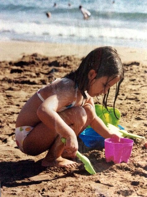 CHILD PLAYING....KATERINA
Mitsa Abatzi @ Photography by Mitsa Abatzi Children Playing Photography, Inner Child Aesthetic, Wonderland Painting, Sea Images, Alice In Wonderland Paintings, Wild Geese, Concept Inspiration, Child Playing, Beach Play