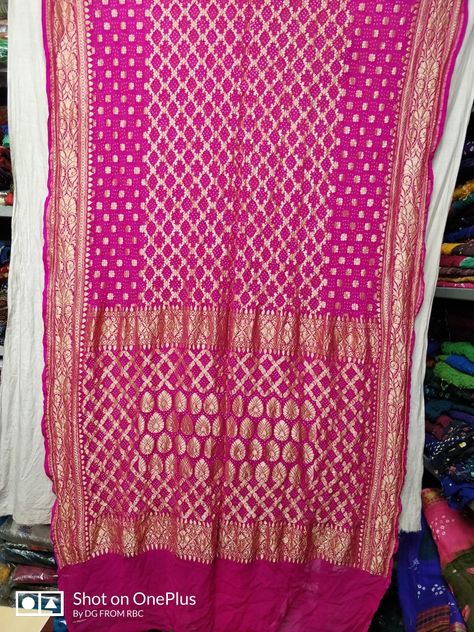 Jamnagar Bandhani Saree, Upada Saree, Banarasi Georgette Saree, Collar Kurti Design, Collar Kurti, British Asian, Kurti Neck, Kurti Design, Kurti Neck Designs