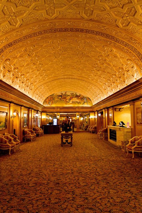 Regent Theatre Melbourne, Melbourne Lifestyle, Theatre Lobby, Theatre Interior, Roof Ceiling, Kenny Rogers, Australia Melbourne, Abandoned Ships, Melbourne Cbd