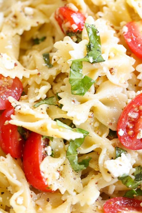 Light Pasta Salad, Light Pasta Salads, Macaroni Salads, Bowtie Pasta Salad, Summer Pasta Salad Recipes, Spaghetti Salad, Light Pasta, Pasta Salad Dressing, Simple Pasta