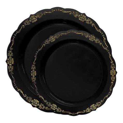 Black Dinnerware Set, Dark Wedding Theme, Plastic Dinnerware Sets, Plastic Party Plates, Black Dinnerware, Black Dinner, Plastic Dinnerware, Dark Wedding, Pretty Plates