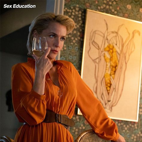 Character arc • Instagram Jean Milburn, Gillian Anderson, Celebrity Gossip, Movies Showing, Serie Tv, First Look, Style Icons, Fangirl, A Woman