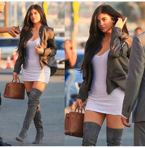 How To Wear Thigh High Boots, Denim Knee High Boots, Kylie Jenner Look, Suede Over The Knee Boots, Kylie Jenner Outfits, Kylie Jenner Style, Rossi Shoes, Black Dress With Sleeves, Jenner Outfits