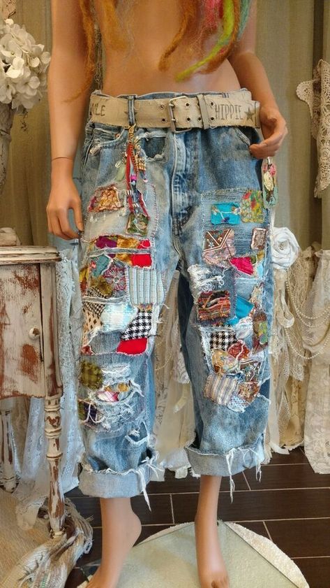 Girls's Denims for Sale - eBay Check more at https://howcandothis.com/diyideas/girlss-denims-for-sale-ebay/ Boho Style Pants, Ropa Upcycling, Denim Crafts Diy, Blue Jeans Crafts, Boho Jeans, Repurposed Clothing, Denim Ideas, Altered Couture, Jeans Levis