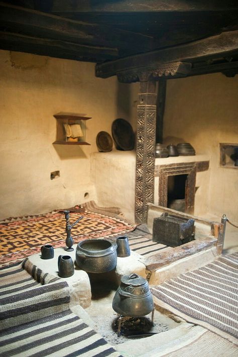 Ancient Home Design, Mud House Kitchen, Ancient Kitchen, Ancient Homes, Kitchen With Stone, Mud Houses, Hunza Valley, Indian House Plans, Ancient Houses