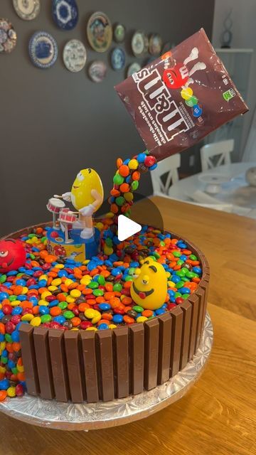 M&m Cake Recipe, M M Cake Ideas, Candy Cake Ideas Birthday, M&m Cake, Grinch Tree, Grinch Trees, S Cake, Candy Cakes, Candy Cake