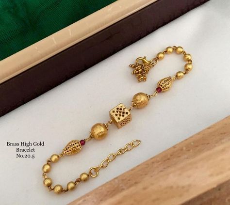 Gold Bracelets For Women Indian, Jewelry Necklaces Gold, Jewelry Gold Bracelet, Fashion Jewelry Necklaces Gold, Antique Gold Bracelet, Gold Bracelet Simple, Gold Jewelry Outfits, New Gold Jewellery Designs, Gold Jewelry Simple Necklace