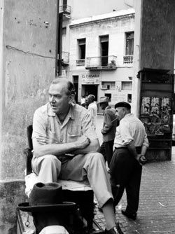 Graham Greene Our Man In Havana, Graham Greene, Fidel Castro, Book Writer, Ernest Hemingway, Film Set, First Novel, Late Summer, Love Affair