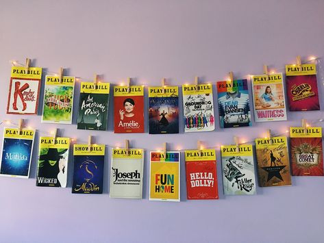 Theatre Kids | Aesthetics Wiki | Fandom Playbill Display, Aesthetic Broadway, Theatre Kid Aesthetic, Broadway Themed Room, Broadway Theme, Broadway Party, Kid Aesthetic, Trendy Music, Theatre Nerds