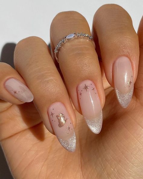 Angled Nail Designs, Boring Nails, Nails Sparkly, Butterfly Nail Designs, Nail Piercing, Angel Nails, Manicure Designs, Velvet Nails, Nails Classy