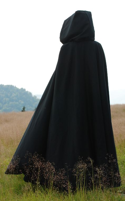 Black Wool Cloak with Full Hood Muslimah Clothing, Medieval Cloak, Black Cloak, Black Cape, Hooded Cloak, Costumes For Sale, Character Inspo, Fantasy Aesthetic, Rose Design