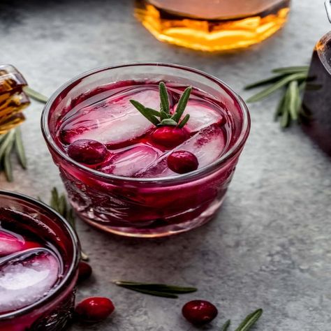 November Recipes | Dinners, Drinks, Desserts To Try Cranberry Kombucha, Cranberry Simple Syrup, Cranberry Drinks, Bourbon Smash, Winter Drink, Fall Cocktails Recipes, Cranberry Cocktail, Frozen Cranberries, Bourbon Cocktails