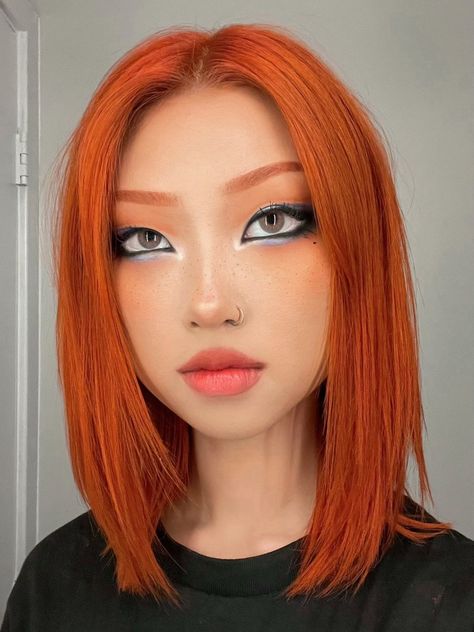 Black Eyebrows, Ginger Hair Color, Scene Hair, Grunge Makeup, Orange Hair, Hair Black, Hair Inspo Color, Makati, Ginger Hair