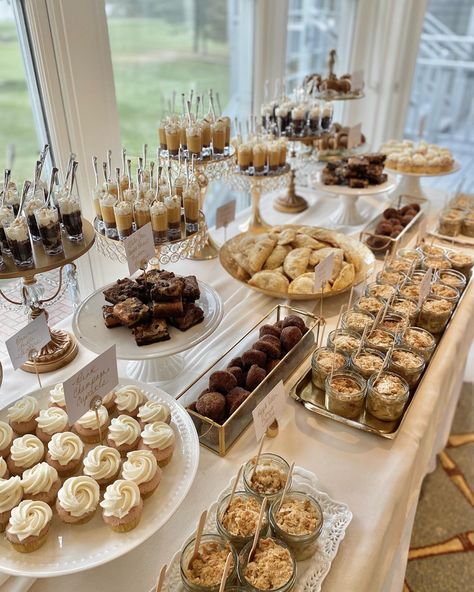 Wedding Eating Table Ideas, Wedding Food Ideas Dessert, Cake And Dessert Table Display, Engagement Desert Table, Autumn Wedding Dessert Table, Engagement Party Buffet Table, Simple Elegant Dessert Table, Snack Table Ideas Wedding, Engagement Desert Table Ideas