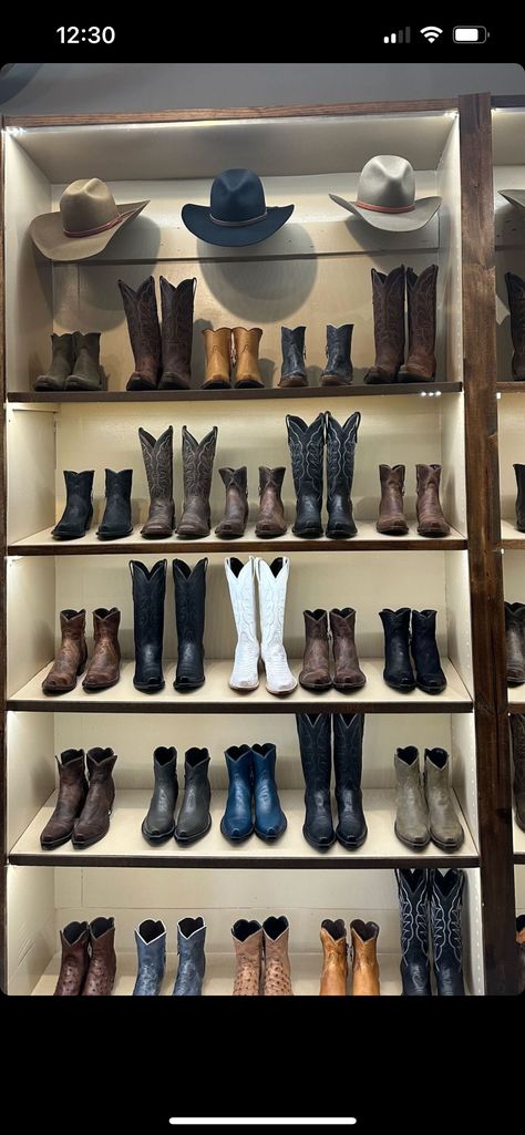 Cowboy Hats Aesthetic, Aesthetic Cowboy Boots, Boot Display, Hats Aesthetic, Boot Wall, Aesthetic Cowboy, Boots Store, Blue Roan, Boots Cowboy