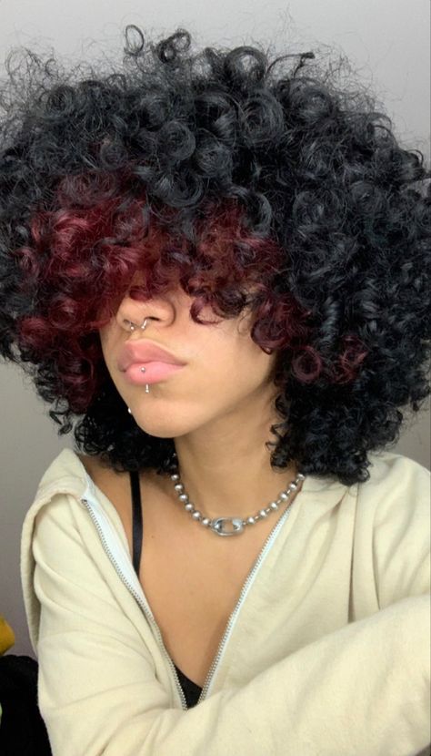 Dyed Curly Hair Ideas Colour Red, Curly Split Dyed Hair, Red And Black Curly Hair, Curly Alt Hair, Short Curly Dyed Hair, Dyed Short Curly Hair, Short Curly Hair Color Ideas, Emo Curly Hair, Curly Emo Hair