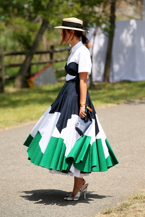 Polo Match Outfit, Polo Dress Outfit, Polo Outfits For Women, Polo Outfits, Veuve Cliquot, Race Outfit, Dresses For The Races, Polo Fashion, Derby Outfits