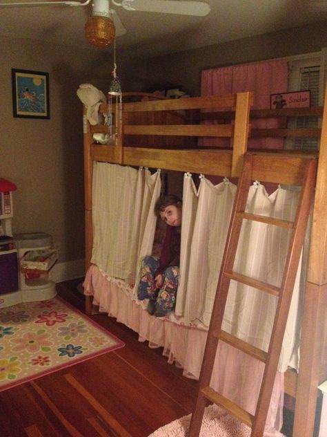 Bunk Bed With Curtains Around It, Bottom Bunk Decor Ideas, Bottom Bunk Bed Ideas, Lower Bunk Bed Decor Ideas, Bottom Bunk Decor, Bottom Bunk Ideas, Bottom Bunk Bed Decorating Ideas, Bunk Beds Decor Ideas, Bottom Bunk Curtain