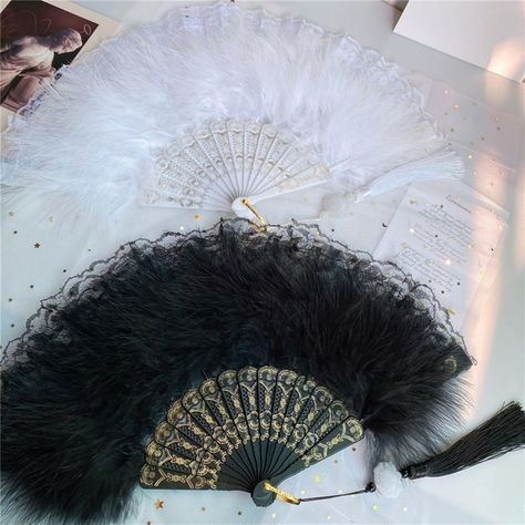 Gothic Dance, Dance Black And White, Pretty Fans, Bride Dance, Fan Aesthetic, Black And White Feather, Feather Fans, Dance Black, Lace Background