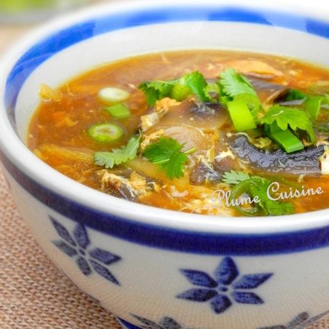 Recettes asiatiques faciles - Une Plume dans la Cuisine Thai Soup, Chinese Chicken, Wild Rice Soup, Asian Cooking, Chicken Soup, Wonton Soup, Chinese Food, Gourmet Recipes, Asian Recipes