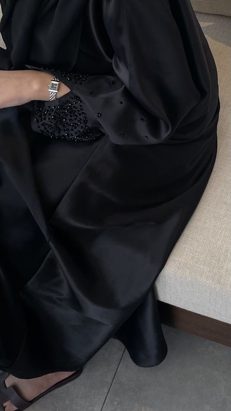 Fancy Abaya, Khaleeji Abaya, Black Abaya Designs, Abaya Collection, Abaya Designs Latest, Abaya Outfit, Abaya Black, Black Abaya, Modest Fashion Hijab