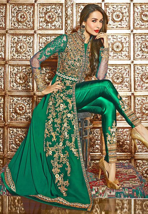 Sea Green Color, Malaika Arora, Groom Dresses, Utsav Fashion, Modest Wear, Indian Designer Outfits, Designer Dresses Indian, Stone Work, Abaya Fashion