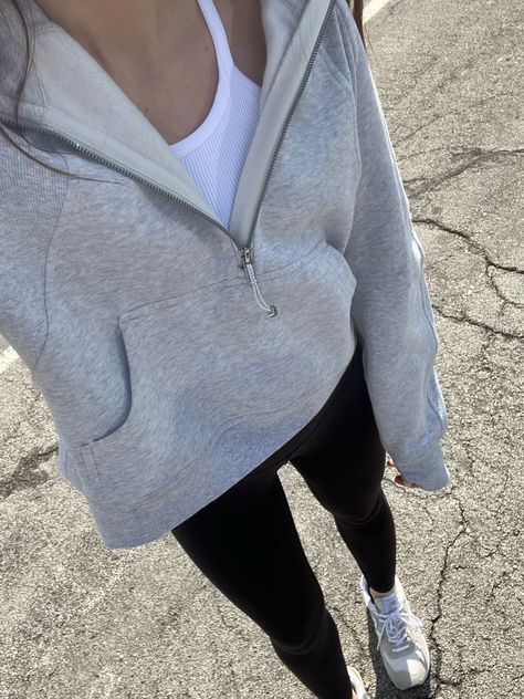 Lululemon Scuba Half Zip Grey, Scuba Oversized Half-zip Hoodie, Scuba Oversized 1/2 Zip Hoodie Lululemon, How To Style Scuba Half Zip, Grey Scuba Hoodie Outfit, Lululemon Scuba Half Zip Outfit, Zipper Hoodie Outfit, Scuba Oversized Full Zip, Scuba Half Zip