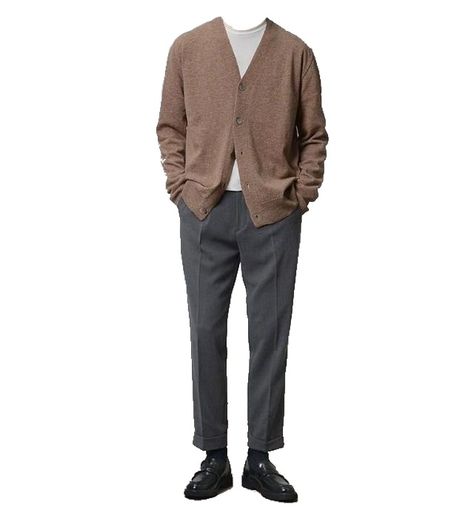 Mens Cardigan Outfit Formal, Brown Cardigan Outfit Men, Cardigan Office Outfit, Mens Cardigan Outfit, Brown Cardigan Outfit, Clothing Folds, Uniqlo Outfit, Outfit Homme, Light Blue Cardigan