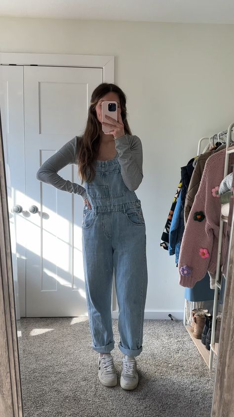 Shop We The Free Ziggy Denim Overalls and other curated products on LTK, the easiest way to shop everything from your favorite creators. Oversize Overalls Outfit, Ziggy Overalls Outfit, Grey Overalls Outfit, Oversized Overalls Outfit, Denim Overall Outfit, Ways To Style Overalls, Denim Overalls Outfit, Fall Overalls, 2025 Outfits