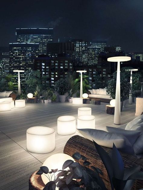 30 Stand out Terrace Lighting Decoration for Your Pretty Outdoor Look Rooftop Lighting, Ideas Terraza, Rooftop Bars Nyc, Terrasse Design, Rooftop Design, Rooftop Terrace Design, Best Rooftop Bars, Rooftop Lounge, Outdoor Floor Lamps