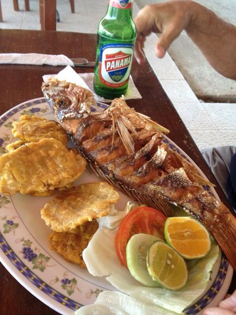 Fried snapper with fried green plantains. And Panama beer! This is the life.Panama. Fried Snapper, Panama Food, Basic Salad, Panama Recipe, Panamanian Food, Green Plantains, Colombian Culture, Food Fish, Panama Travel