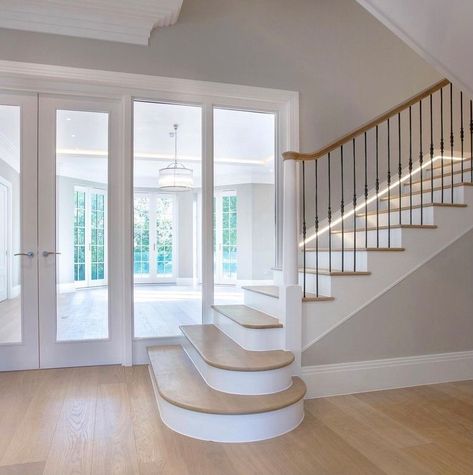 Start your staircase off on the right foot with our bottom feature steps. 

Whether for practicality or aesthetics, a feature step offers the chance to integrate fresh materials and designs. A standout bottom step opens up the entrance of the stairs, so you can approach the stairs from a wider angle.

#bullnose #staircase #staircasedesign #staircasemanufacturer #interiordesign Staircase Manufacturers, Staircase Design, Amazing Architecture, Wide Angle, Open Up, Entrance, Stairs, Interior Design, Architecture