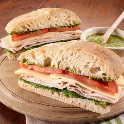 This recipe pairs bright, fresh-tasting pesto with turkey on chewy ciabatta bread, taking your basic turkey sandwich to a whole new level of delicious. Ciabatta Recipe, Lunch Sandwich Recipes, Turkey Pesto, Ciabatta Bread Recipe, Cold Sandwich Recipes, Turkey Sandwiches Recipes, Cooking And Baking Recipes, Vegetarian Sandwich Recipes, Grill Sandwich