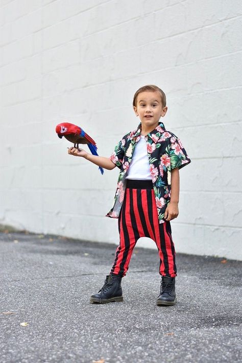 Toddler Beetlejuice Costume, Kids Beetlejuice Costume, Toddler Pirate Costumes, Funny Baby Halloween Costumes, Edgy Kids Fashion, Ace Ventura Costume, Striped Harem Pants, Baby Harem Pants, Ace Ventura