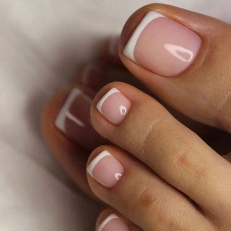 Acrylic Toenails White, Natural Toenails, Acrylic Toenails, Glitter Toe Nails, Easy Toe Nail Designs, Simple Toe Nails, Press On Toenails, Pedicure Designs Toenails, Fake Toenails