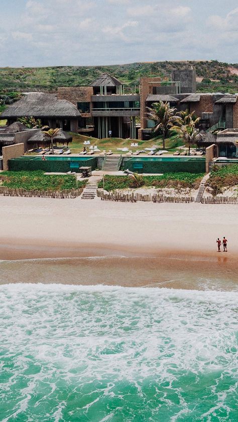 Small Beach Resort, Boutique Resort, Luxury Tropical Resort, Beach Hotel Architecture, Brazil Hotel, Luxury Beach Resort Aesthetic, Hawaii Hotel Room Luxury, Beach House Brazil, Ocean View Hotel Room