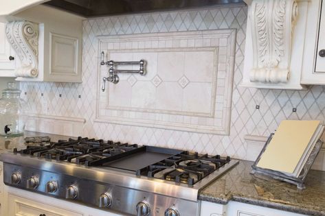 How High Should A Pot Filler Be From The Floor? - Kitchen Seer Por Filler Kitchen, Pot Filler Above Stove, Pot Fillers Over Stove Placement, Pot Filler Backsplash, Pot Filler Placement, Pot Filler Height, Pot Fillers Over Stove, Stove Pot Filler, Pot Fillers