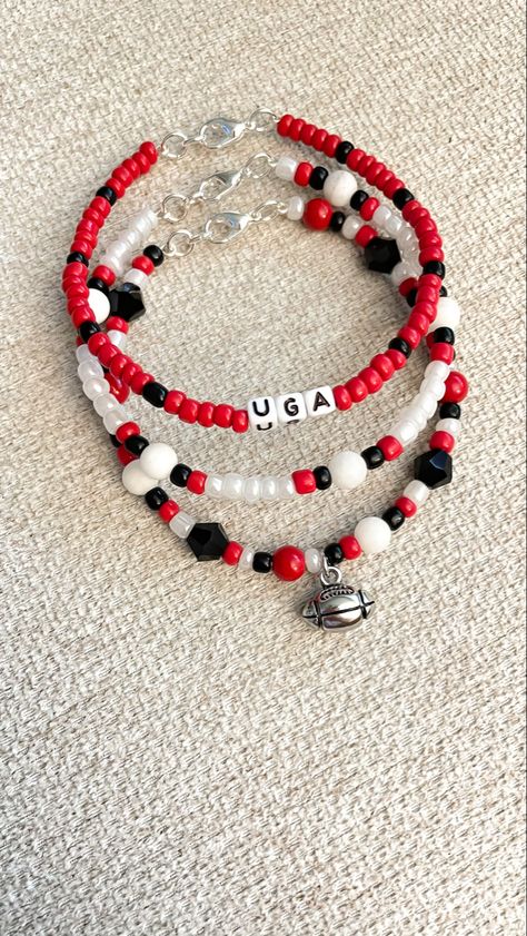 Uga Bracelet, Georgia Bulldogs Aesthetic, University Of Georgia Aesthetic, Uga Aesthetic, Football Jewelry, Uga Football, Game Day Hair, Ga Bulldogs, Georgia Football