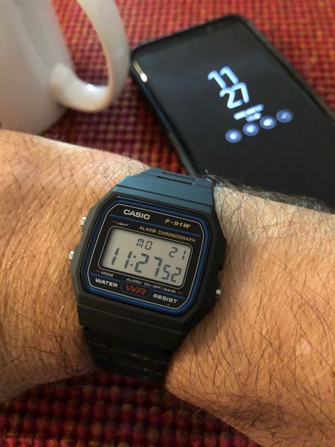 Casio F-91W.   What's not to love for $10? Casio F91w Outfit, Casio F91w, Casio 158 Wa, Ae 1200 Casio, Casio Aq 800, Casio Vintage Watch, Digital Wrist Watch, Beginner Skateboard, Casio Digital