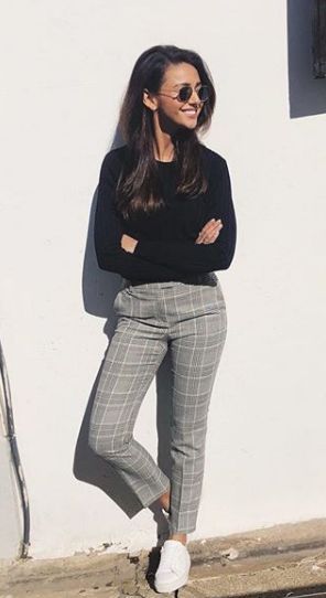 Michelle Keegan looked incredible in checked grey trousers on Instagram | HELLO! Witte Sneakers Outfit, Checked Trousers Outfit, Plaid Pants Outfit, Check Trousers, Michelle Keegan, Trouser Outfit, Trouser Outfits, Checked Trousers, Work Outfit Ideas