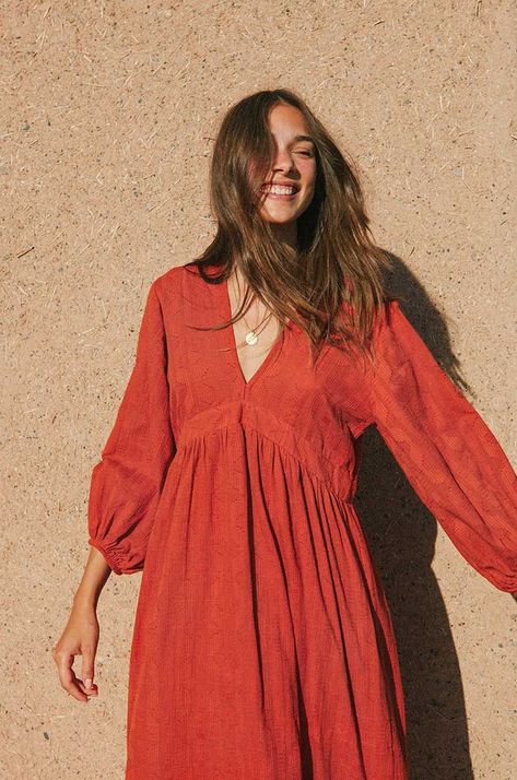 ALMA Midi Dress - warm red cotton - 3X Red Dresses Casual, House Dresses Comfy, Old Fashioned Dresses, Short Red Dresses, Good Dress, Warm Dress, Cotton Summer Dress, Birthday Sale, Warm Colours