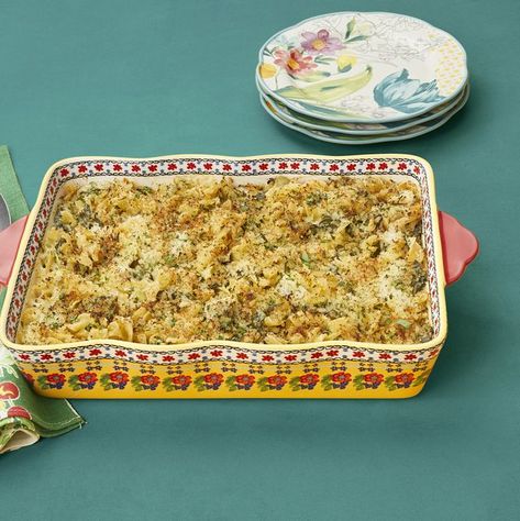 Spinach Artichoke Tuna Noodle Casserole Artichoke Casserole, Tuna Noodle Casserole Recipe, Holiday Casseroles, Best Casserole Recipes, Canned Tuna Recipes, Best Casserole, Noodle Casserole Recipes, Yummy Casserole Recipes, Tuna Noodle