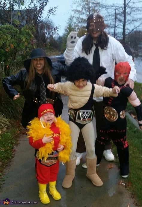 WWE Wrestlers Costume Wrestling Family Costumes, Wwe Group Costume, Family Wrestler Costumes, Wwe Family Costumes, Wwe Couples Costumes, Wwe Costumes Women, Wwe Halloween Costumes, Wwe Cosplay, Wrestler Halloween Costume