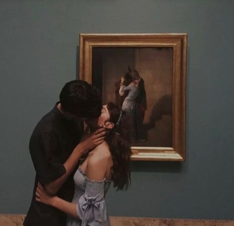 Museum Photography, Photo Couple, Instagram Worthy, Couple Shoot, Couple Aesthetic, Engagement Photoshoot, Couples Photoshoot, Engagement Pictures, Engagement Shoots