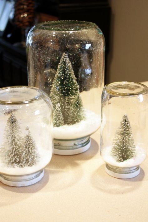 6 DIY Pickle Jar Projects Pickle Jar Crafts Diy, Repurpose Jars, Pickle Jar Crafts, Jam Jar Crafts, Waterless Snow Globe, Diy Snow, Pickle Jar, Pickle Jars, Navidad Diy