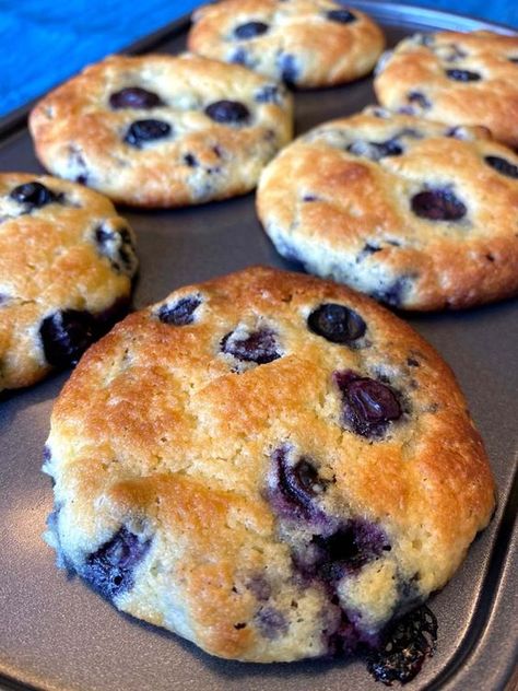 Blueberry Muffins With Almond Flour, Muffins With Almond Flour, Low Carb Blueberry Muffins, Almond Flour Blueberry Muffins, Keto Brood, Dolce Poche Calorie, Keto Blueberry Muffins, Almond Flour Muffins, Keto Blueberry