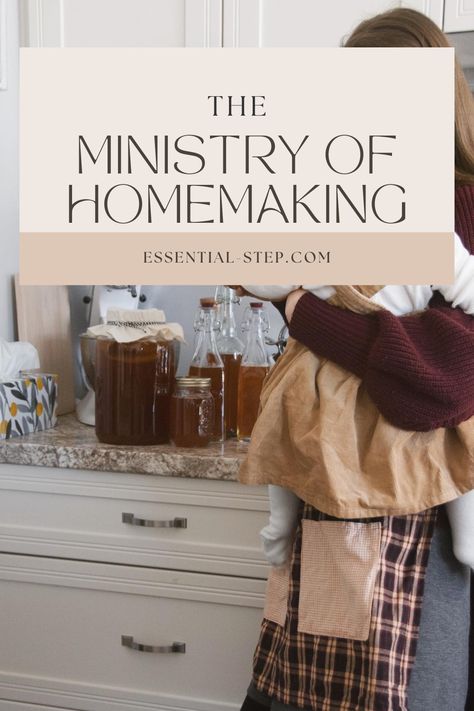 The Ministry of Homemaking: How Homemaking is an important duty of Christian Women - Essential Step Happy Homemaking, Simple Family Meals, Christian Homemaking, Homesteading Diy, Homesteading Skills, Serving Others, Home Management, Wise Women, Bible Studies