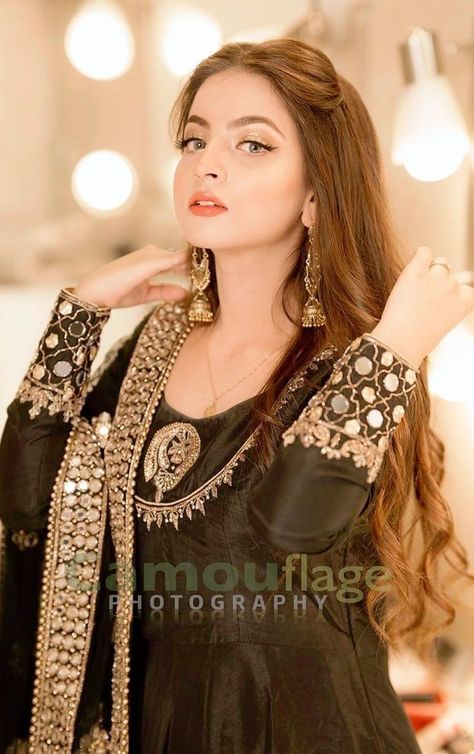 Salwar Kurti, Pakistani Women Dresses, Kurti Style, Pakistani Party Wear, Anita Dongre, Pakistani Fashion Casual, Indian Salwar Kameez, Stylish Short Dresses, Pakistani Fancy Dresses